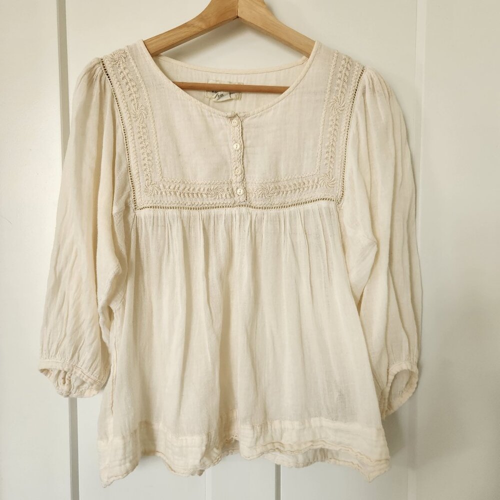 Ralph Lauren embroidered 100% cotton top M